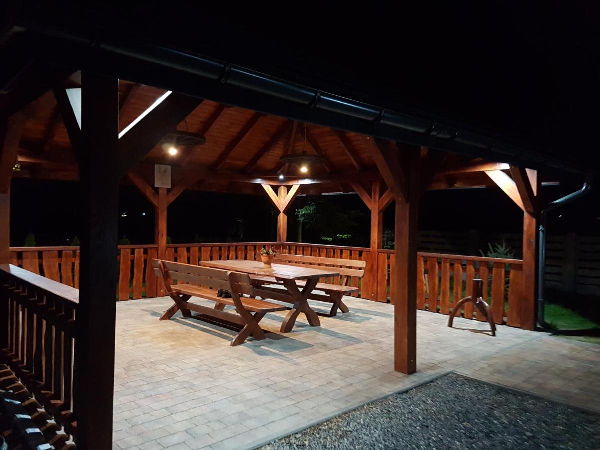 Vila Mendokowe Ranczo Gorno-Parcele Exteriér fotografie